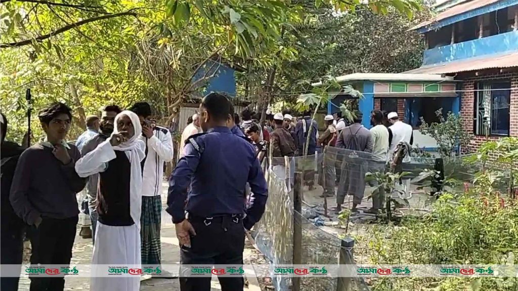 কলাপাড়ায় সাবেক সেনা সদস্যের স্ত্রীকে হাত-পা, মুখ বেঁধে হত্যা করে ঘরের মালামাল লুট