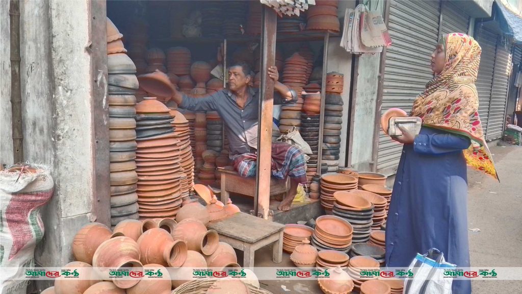 পাইকগাছার ঐতিহ্যবাহী মৃৎশিল্প  মৃতপ্রায় , প্রয়োজন সরকারি পৃষ্টপোষকতা