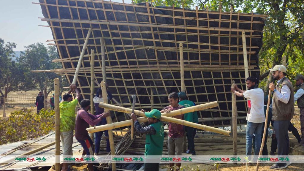 কক্সবাজার লিংকরোডে অবৈধ স্হাপনা উচ্ছেদ করে ২ একর বনভূমি দখলমুক্ত